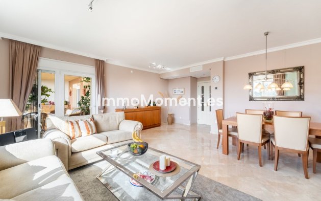 Resale - Apartment - Marbella - La Mairena