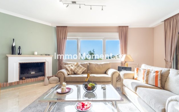 Resale - Apartment - Marbella - La Mairena