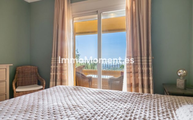 Resale - Apartment - Marbella - La Mairena