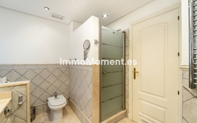 Resale - Apartment - Marbella - La Mairena