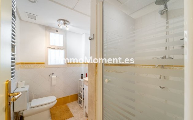 Resale - Apartment - Marbella - La Mairena