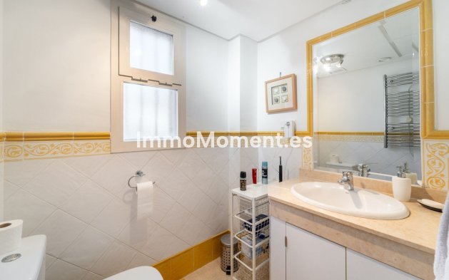 Resale - Apartment - Marbella - La Mairena