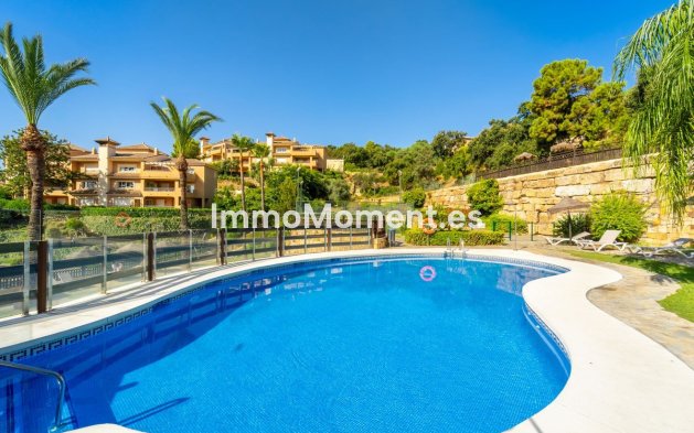 Resale - Apartment - Marbella - La Mairena