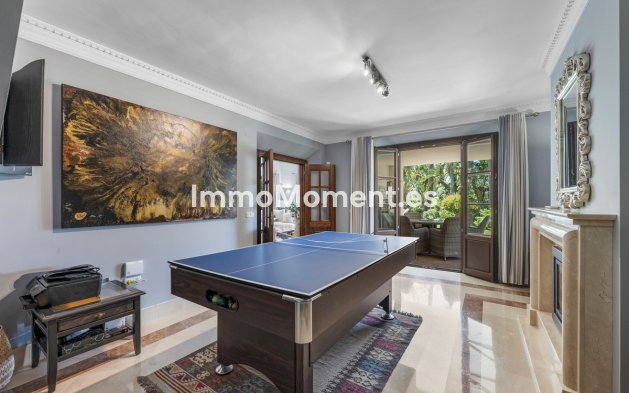 Reventa - Villa independiente - Estepona  - Estepona Centro