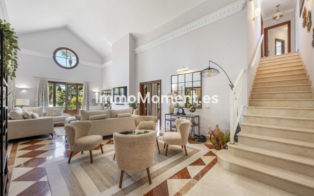 Reventa - Villa independiente - Estepona  - Estepona Centro