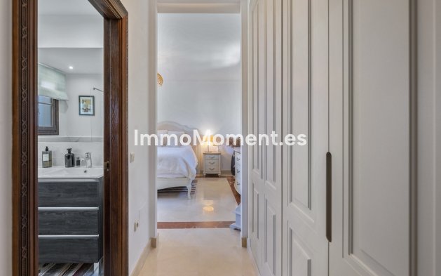 Reventa - Villa independiente - Estepona  - Estepona Centro
