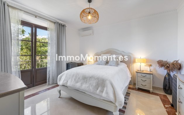 Reventa - Villa independiente - Estepona  - Estepona Centro