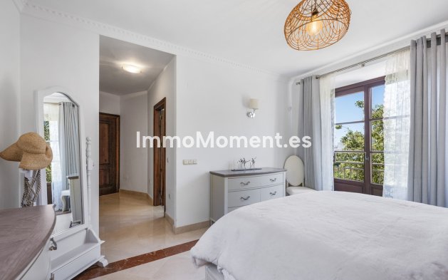 Reventa - Villa independiente - Estepona  - Estepona Centro