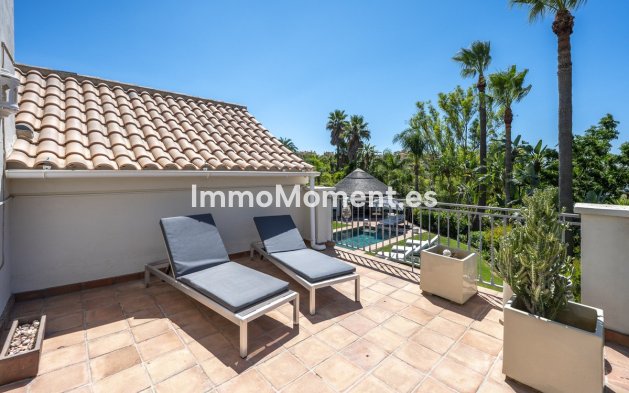 Reventa - Villa independiente - Estepona  - Estepona Centro