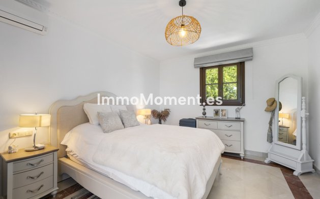 Reventa - Villa independiente - Estepona  - Estepona Centro
