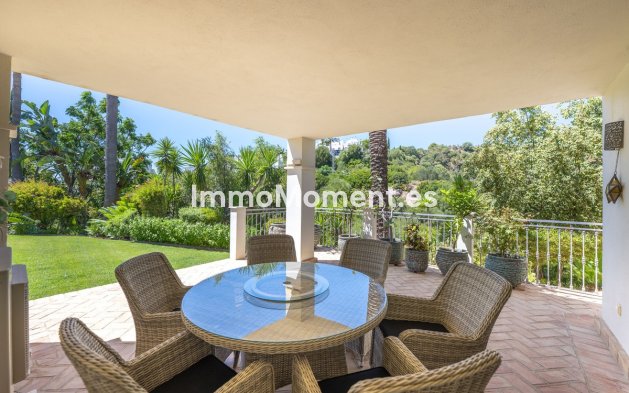 Reventa - Villa independiente - Estepona  - Estepona Centro