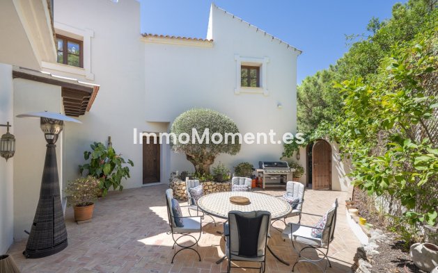 Reventa - Villa independiente - Estepona  - Estepona Centro