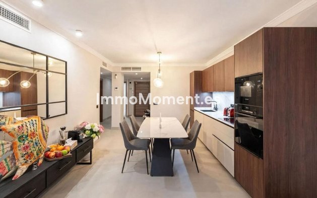 Resale - Apartment - Marbella - Cortijo Blanco