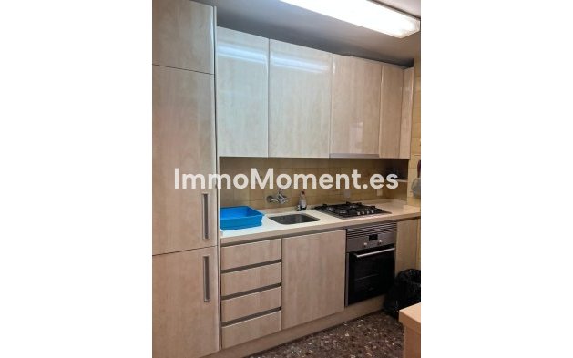Resale - Apartment - Fuengirola - Los Boliches