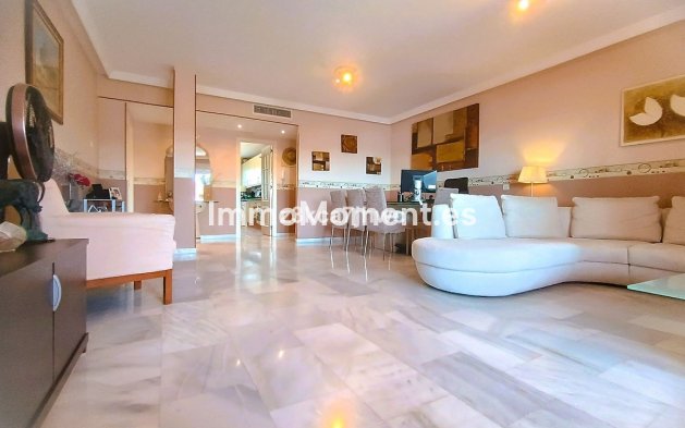 Bestaande woning - Appartement - Estepona  - Estepona Centro