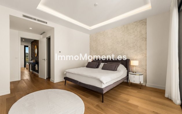 Resale - Detached villa - Marbella - Río Real