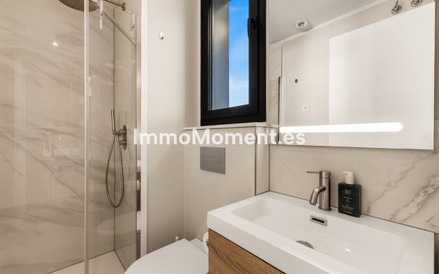 Resale - Detached villa - Marbella - Río Real
