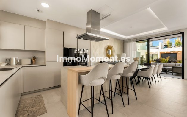 Resale - Detached villa - Marbella - Río Real