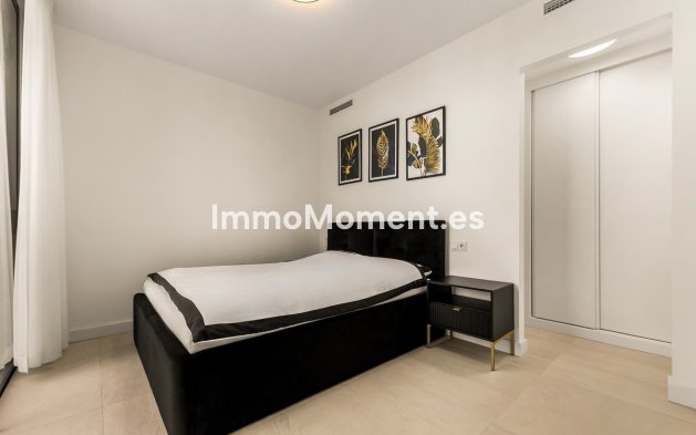 Resale - Detached villa - Marbella - Río Real