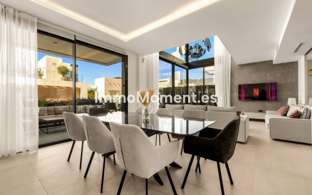 Resale - Detached villa - Marbella - Río Real