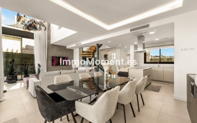 Resale - Detached villa - Marbella - Río Real
