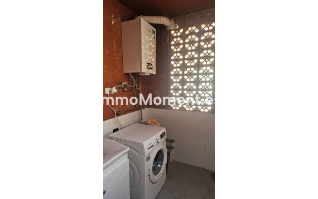 Resale - Apartment - Casares - Casares Centro