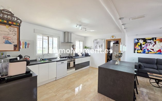 Resale - Detached villa - Pinoso - Lel