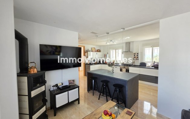 Resale - Detached villa - Pinoso - Lel