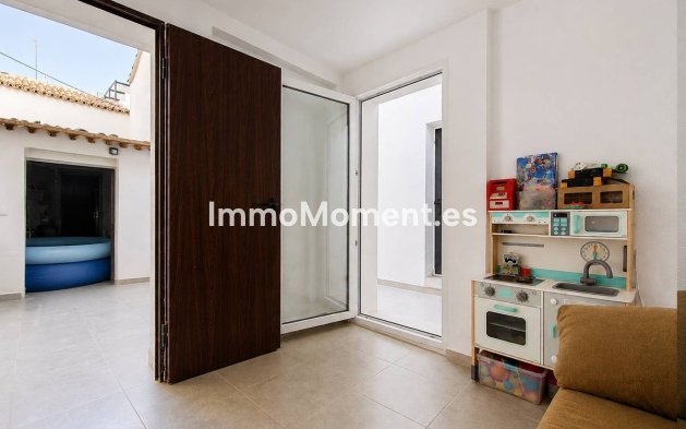 Resale - Townhouse - Estepona - Estepona Centro