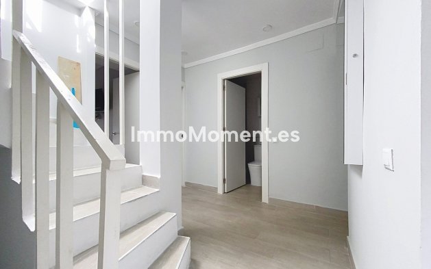 Resale - Townhouse - Estepona - Estepona Centro