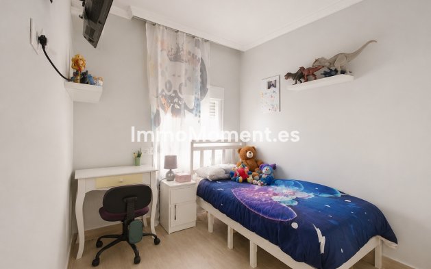Resale - Townhouse - Estepona - Estepona Centro