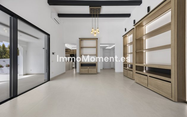 Reventa - Villa independiente - Marbella - Guadalmina Alta