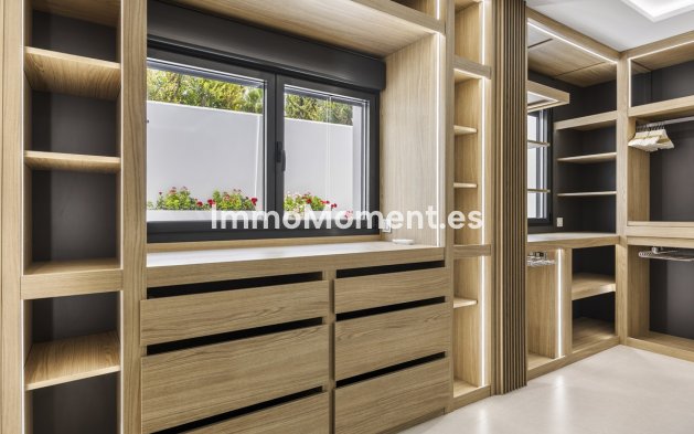 Reventa - Villa independiente - Marbella - Guadalmina Alta