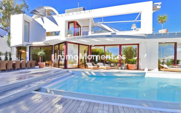Resale - Detached villa - Marbella - Nueva Andalucía