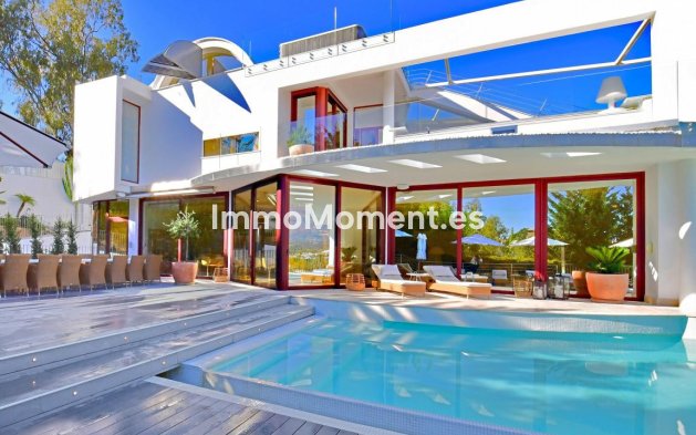Resale - Detached villa - Marbella - Nueva Andalucía