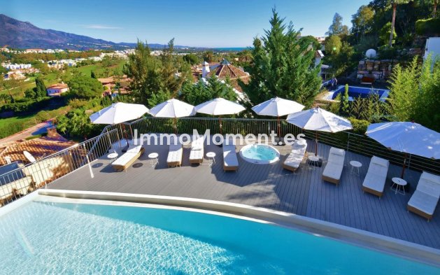 Resale - Detached villa - Marbella - Nueva Andalucía