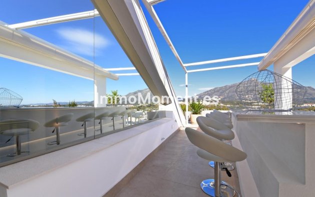 Resale - Detached villa - Marbella - Nueva Andalucía