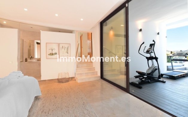 Resale - Detached villa - Marbella - Nueva Andalucía
