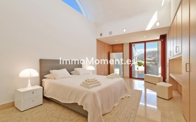 Resale - Detached villa - Marbella - Nueva Andalucía