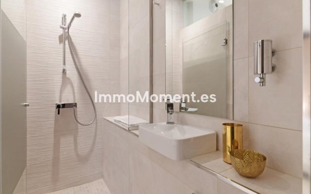 Resale - Detached villa - Marbella - Nueva Andalucía