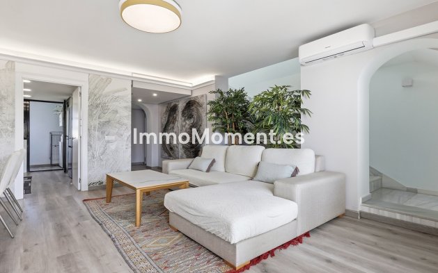 Resale - Apartment - Sotogrande - Sotogrande Costa