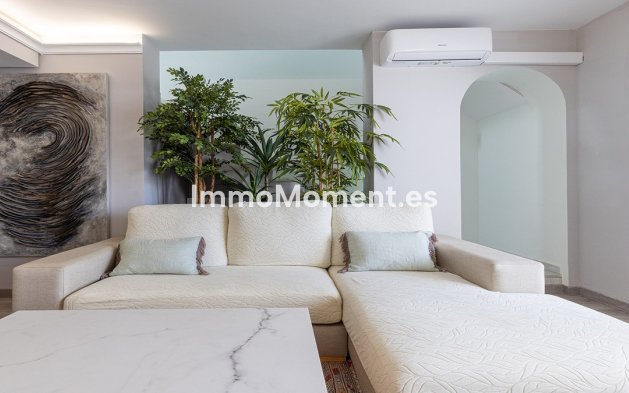 Resale - Apartment - Sotogrande - Sotogrande Costa