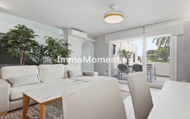 Resale - Apartment - Sotogrande - Sotogrande Costa