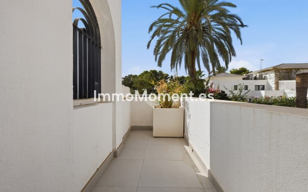 Resale - Apartment - Sotogrande - Sotogrande Costa