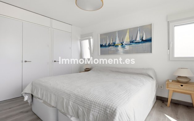 Resale - Apartment - Sotogrande - Sotogrande Costa