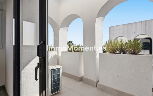 Resale - Apartment - Sotogrande - Sotogrande Costa