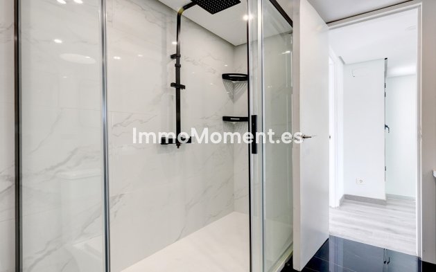 Resale - Apartment - Sotogrande - Sotogrande Costa