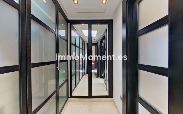 Resale - Apartment - Marbella - Los Monteros