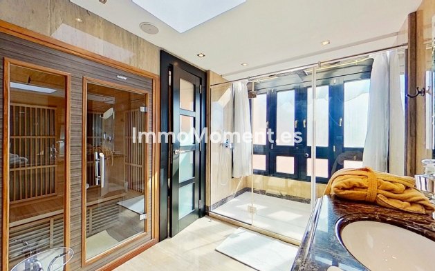 Resale - Apartment - Marbella - Los Monteros