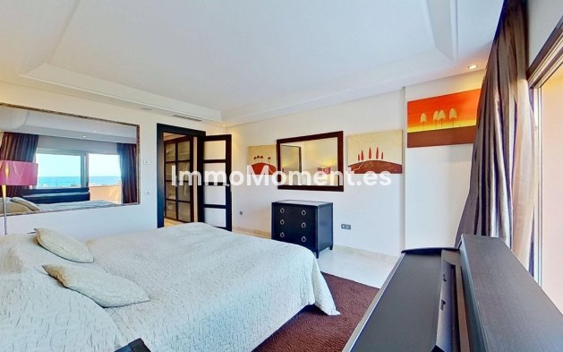 Resale - Apartment - Marbella - Los Monteros